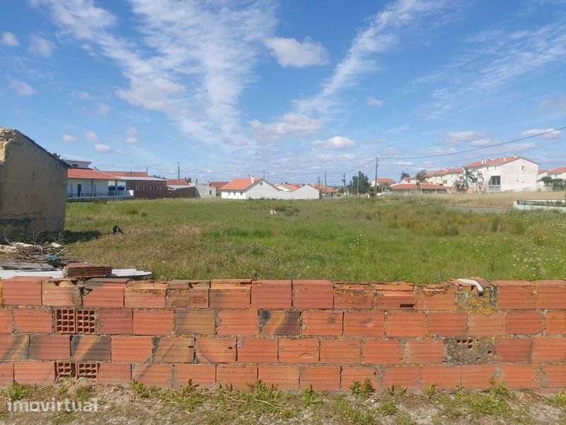 Moradia - vende-se - Grande imagem: 2/10