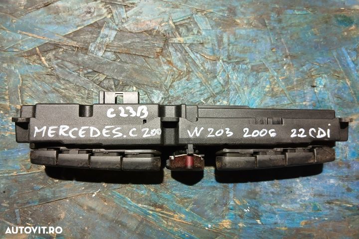 Buton avarie 2038219279 2038219279 Mercedes-Benz C-Class W203/S203/CL - 2