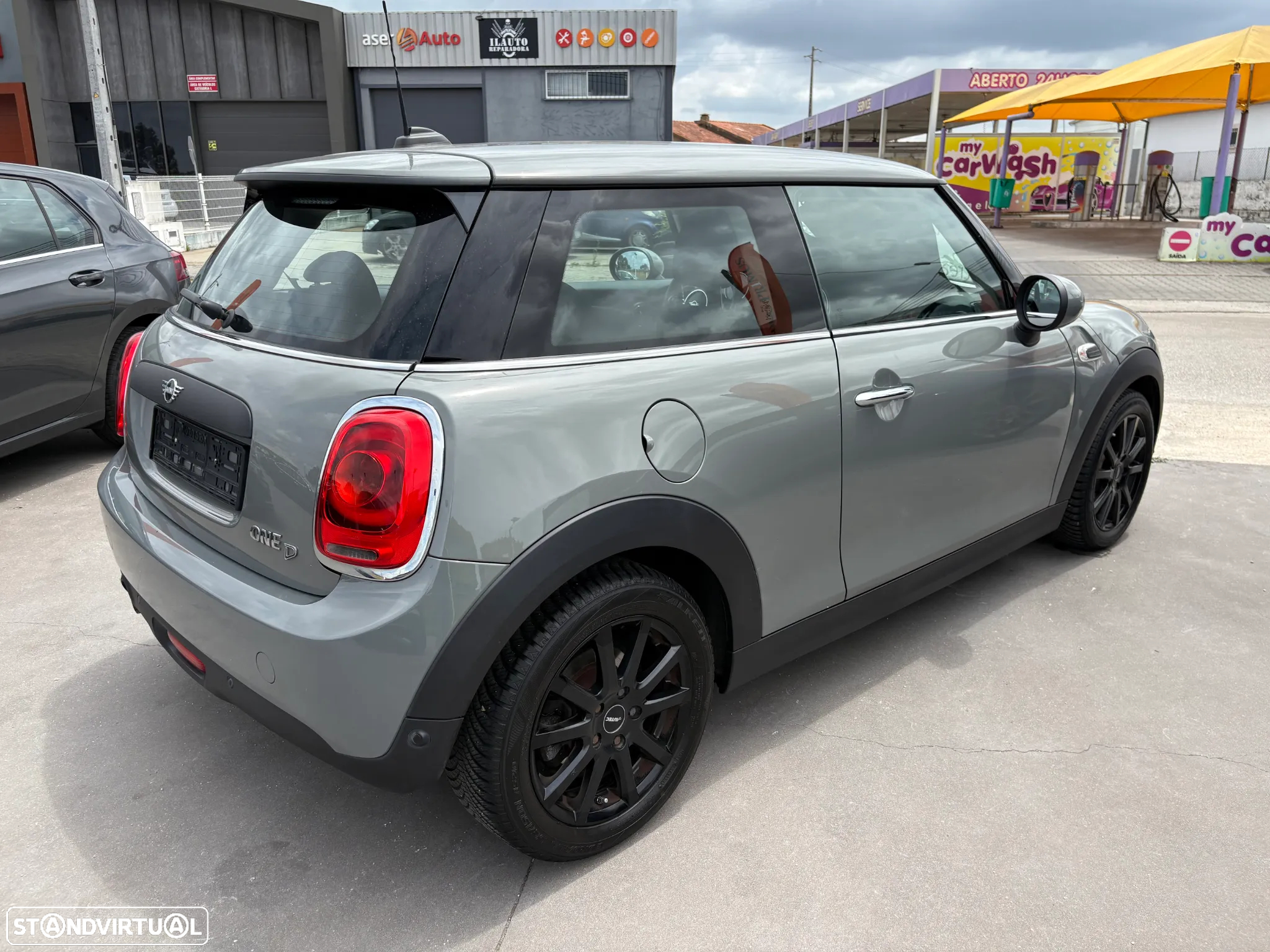 MINI 3 Portas One D - 6