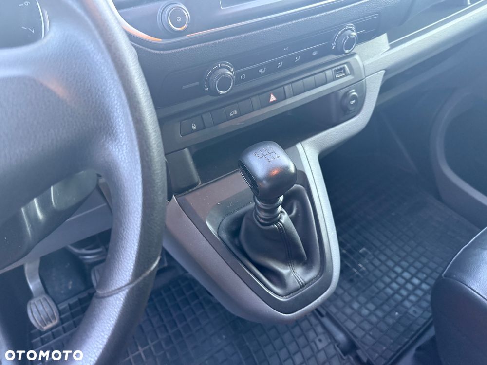 Opel VIVARO - 24