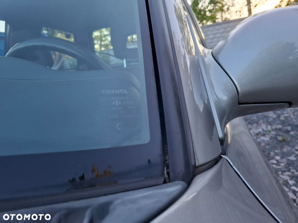 Toyota RAV4 2.0 Special - 23