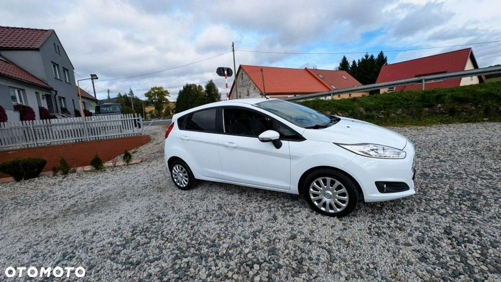 Ford Fiesta - 23