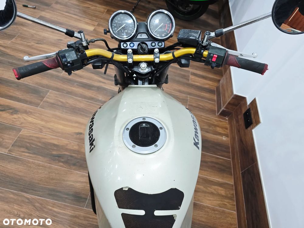 Kawasaki ER - 5