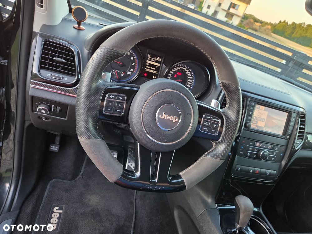 Jeep Grand Cherokee 6.4 V8 SRT8 - 22