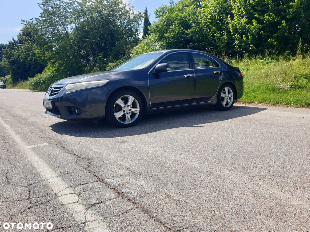 Honda Accord - 1