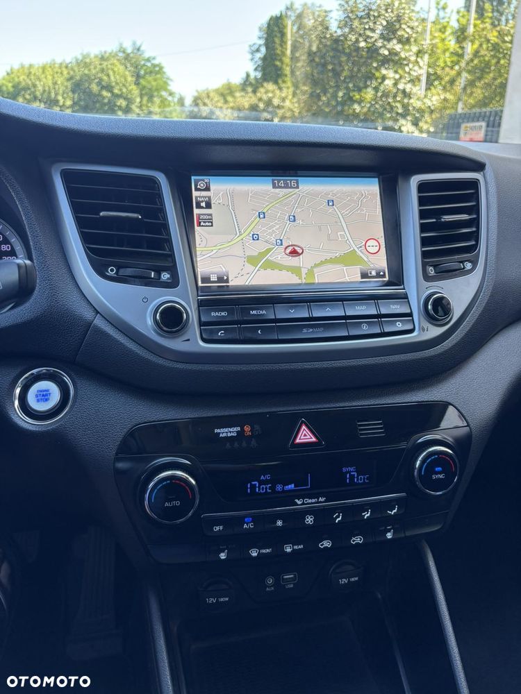 Hyundai Tucson blue 1.7 CRDi 2WD DCT Premium - 21