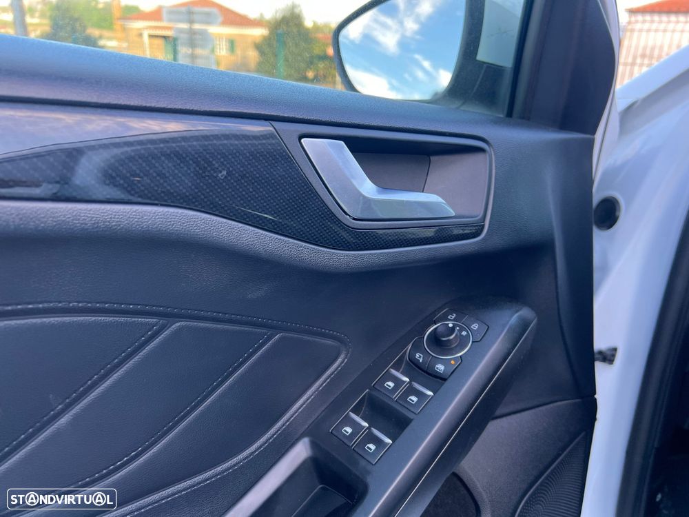 Ford Focus SW 1.0 EcoBoost MHEV ST-Line - 7