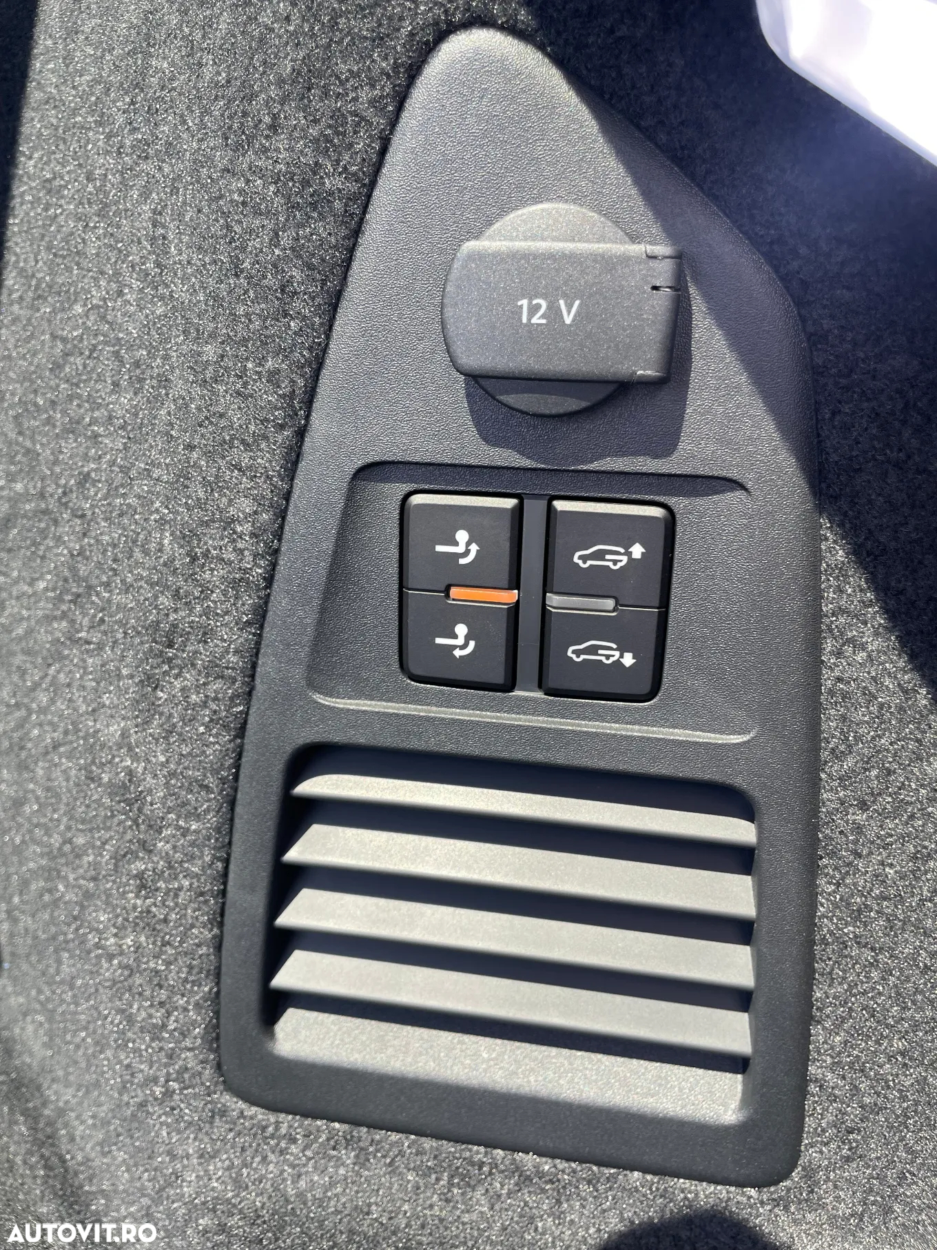 Volkswagen Touareg V6 TDI R-Style - 25