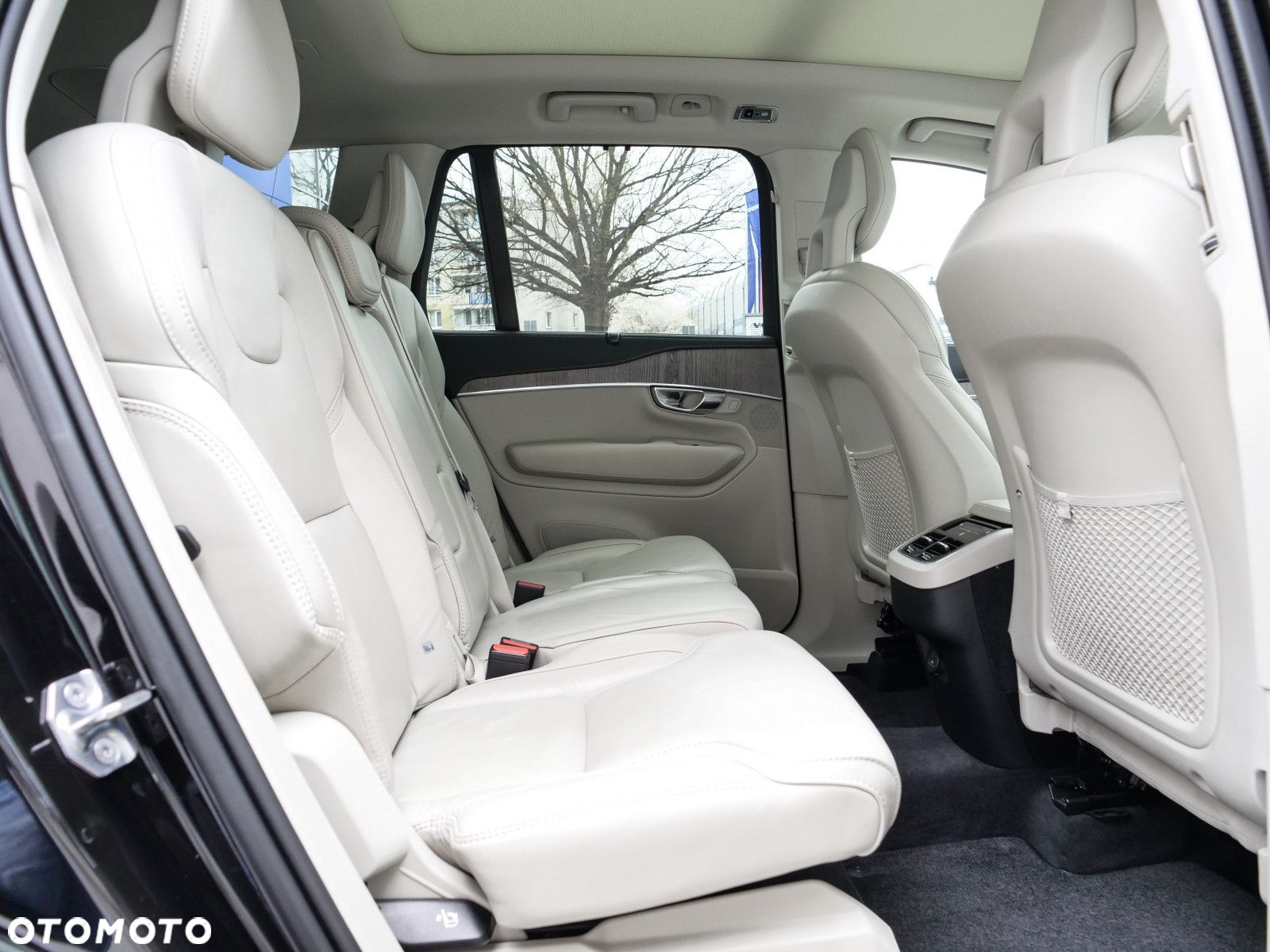 Volvo XC 90 - 34