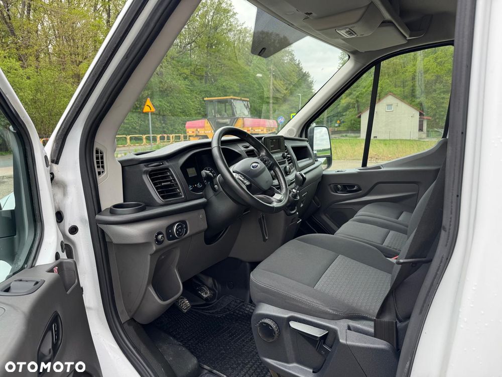 Ford Transit - 9