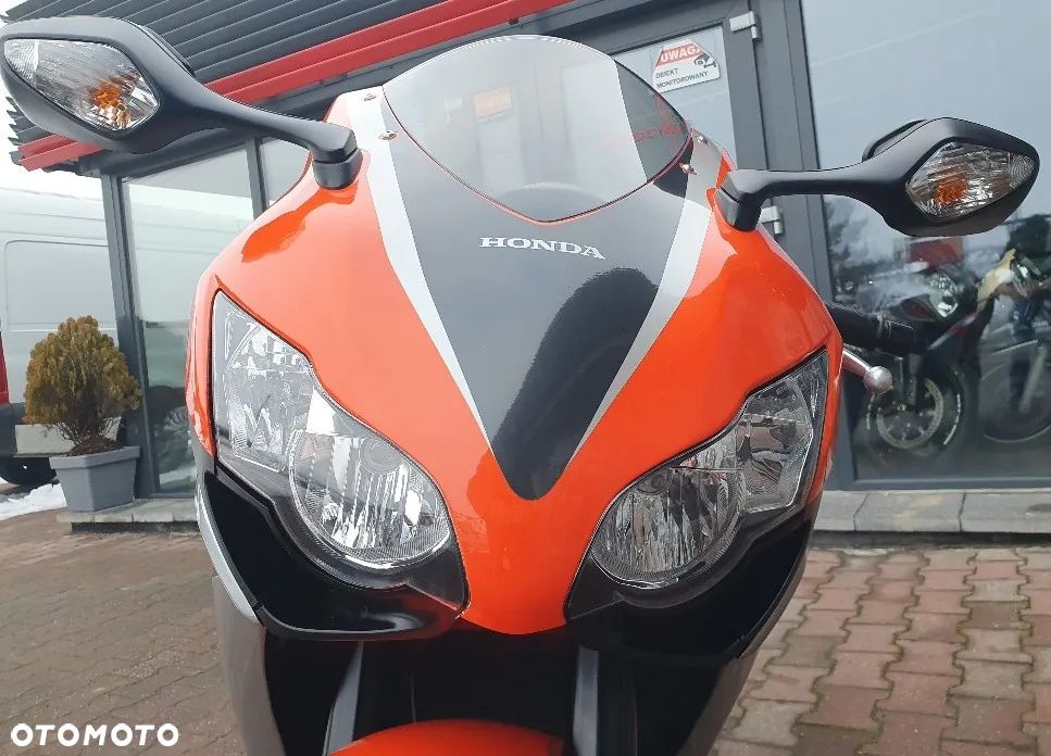 Honda CBR - 31