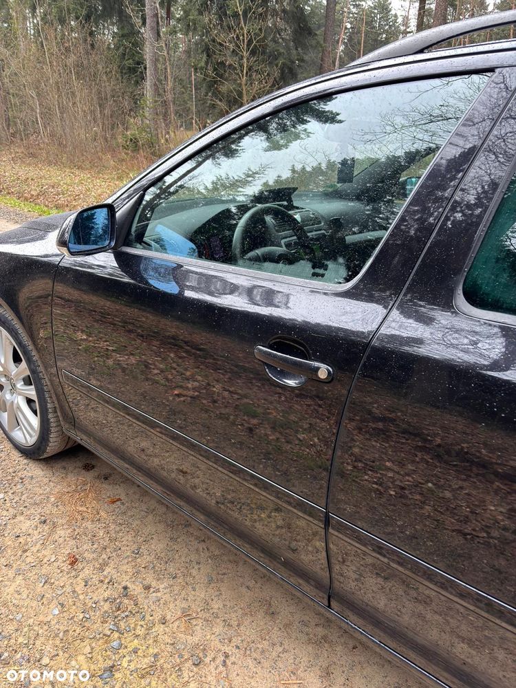 Skoda Octavia 2.0 TDI CR DPF RS - 23