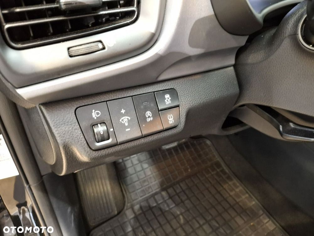 Kia Stonic 1.0 T-GDI M DCT - 13