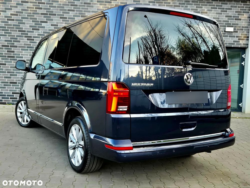 Volkswagen Multivan - 10