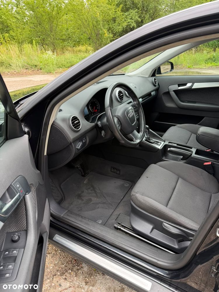 Audi A3 Sportback 1.8 TFSI Attraction S tronic - 4