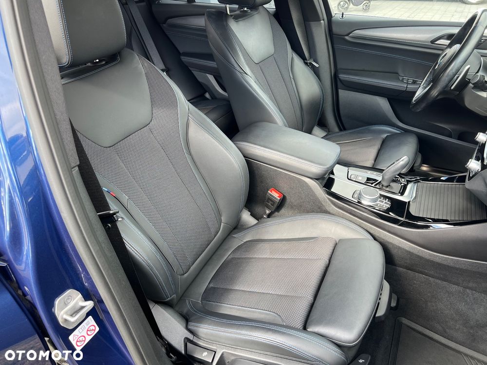 BMW X3 xDrive20d sport - 16