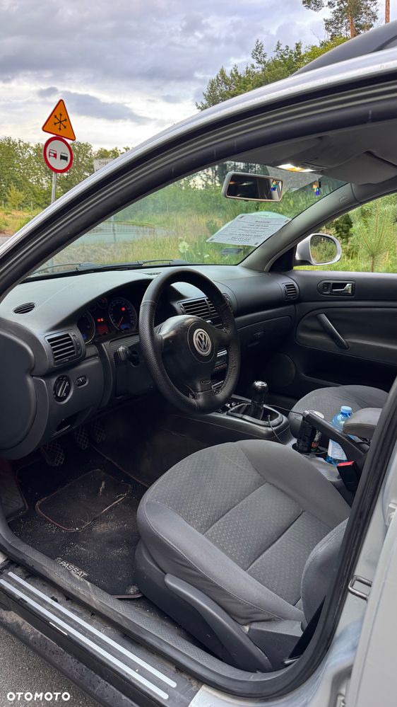 Volkswagen Passat - 5