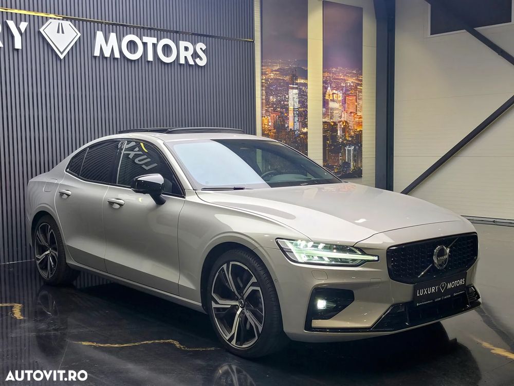 Volvo S60 B5 B AWD Ultimate Dark - 6