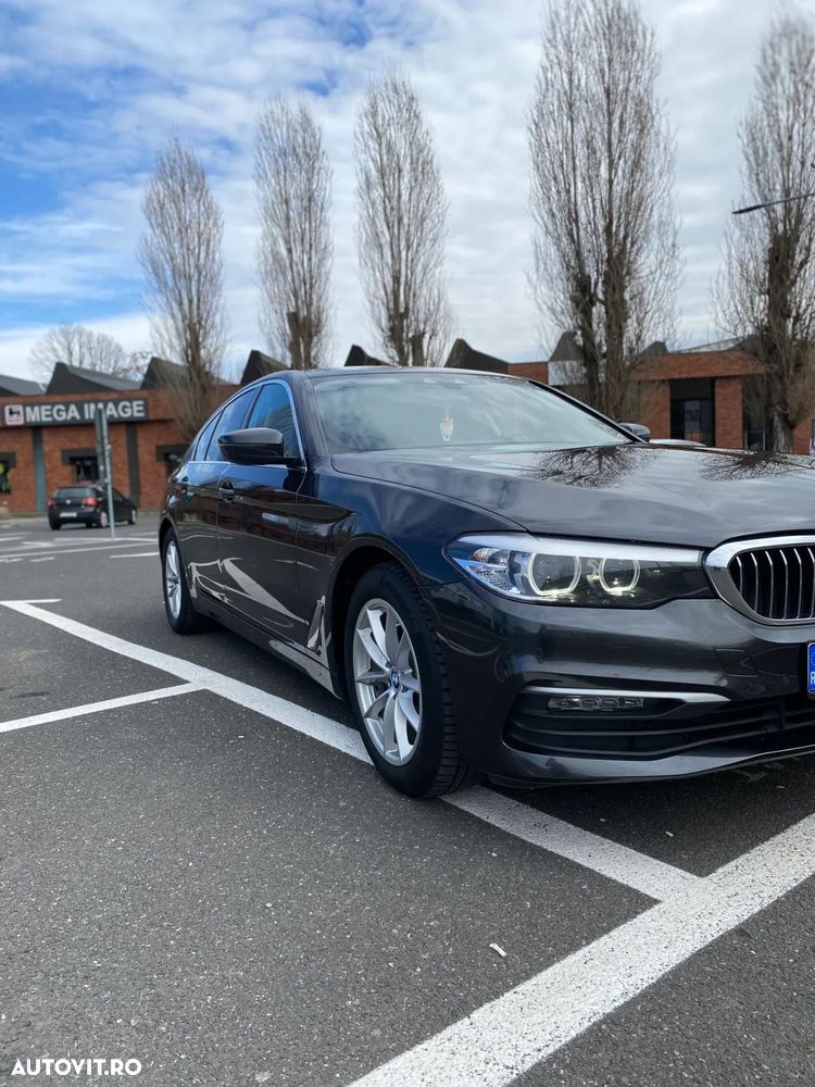 BMW Seria 5 520d AT - 17