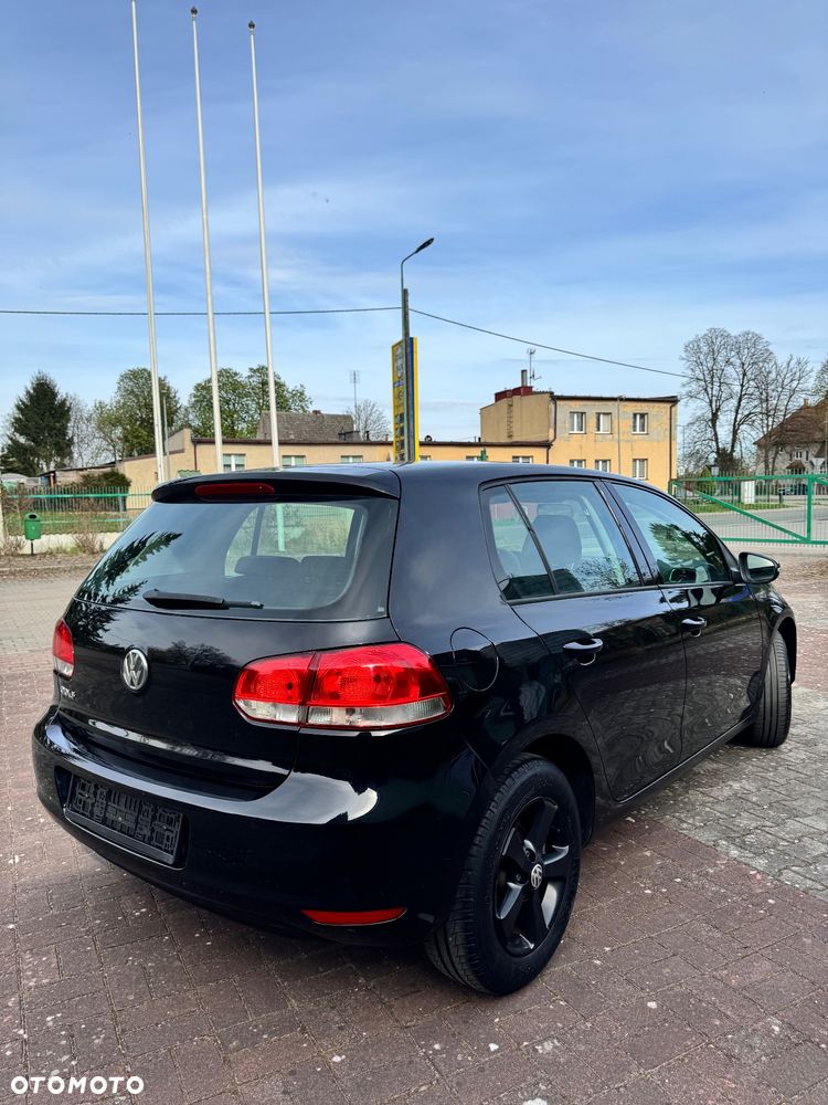 Volkswagen Golf 1.4 MATCH - 2