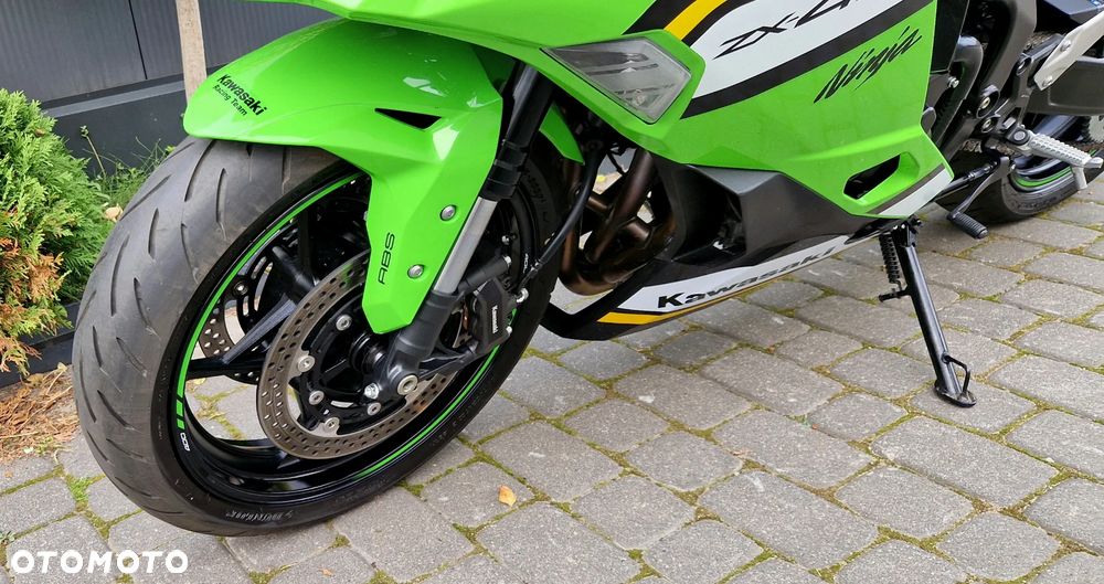 Kawasaki ZX - 23