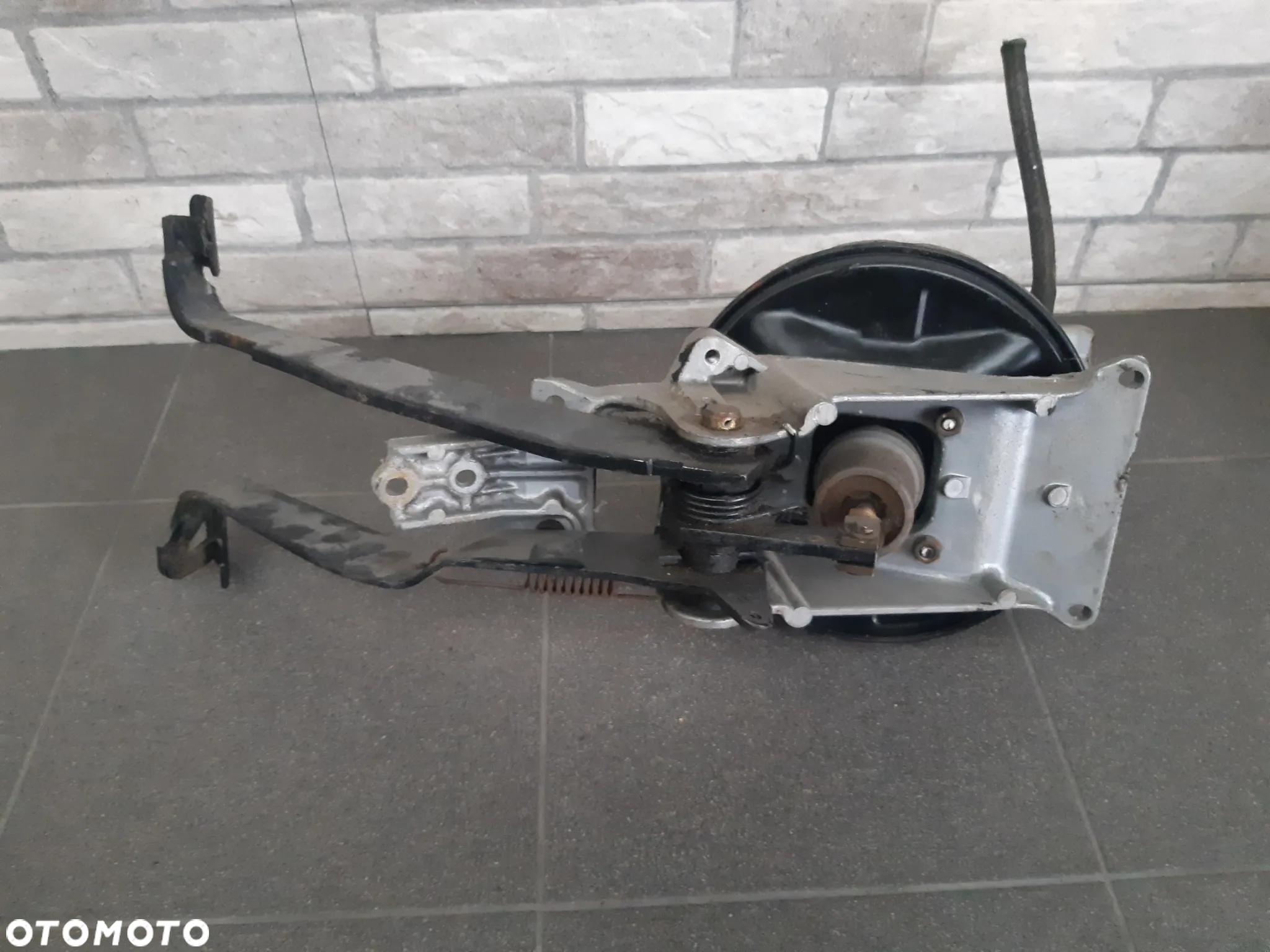 Pompa hamulcowa serwo VW transporter T3 251612101 - 3