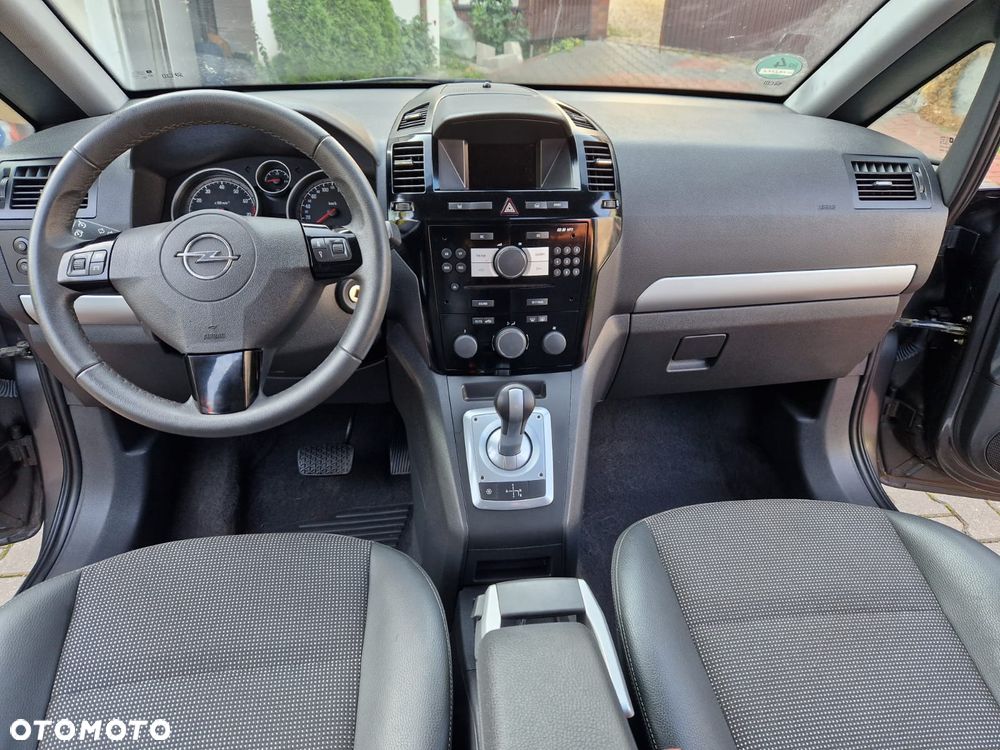 Opel Zafira 1.8 Cosmo EasyTronic EU5 - 15