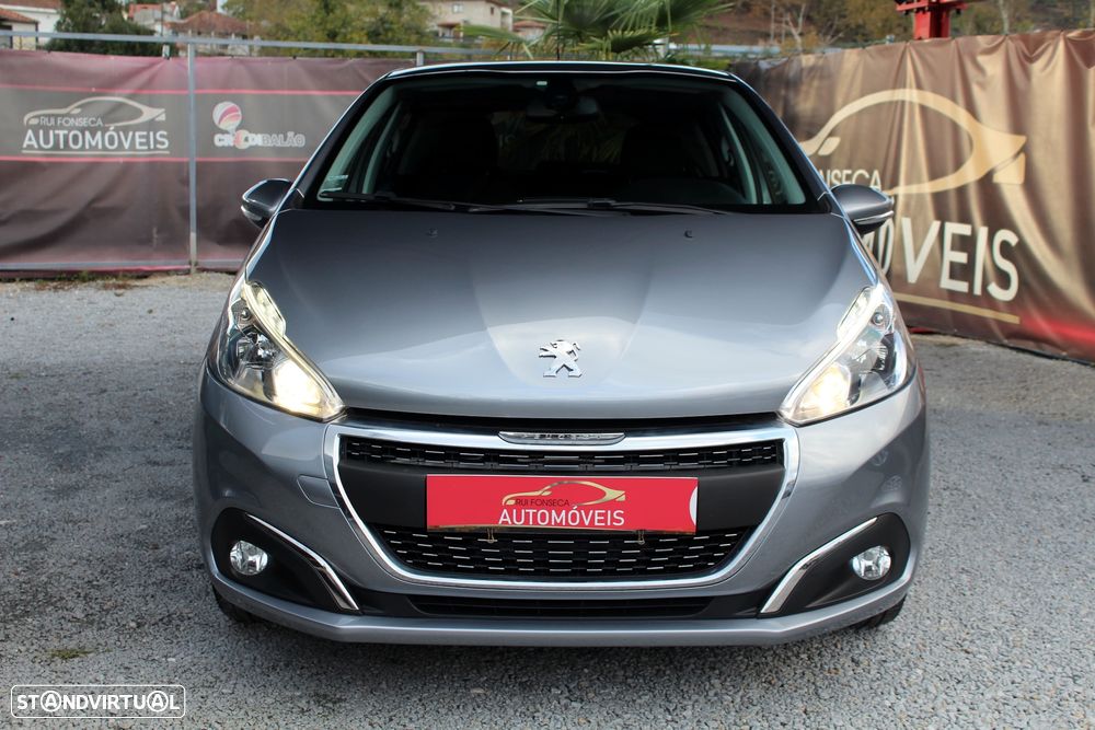 Peugeot 208 1.2 PureTech Signature - 16