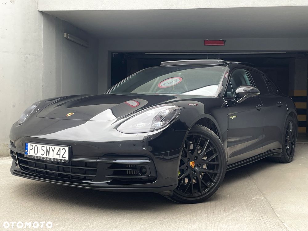 Porsche Panamera - 12