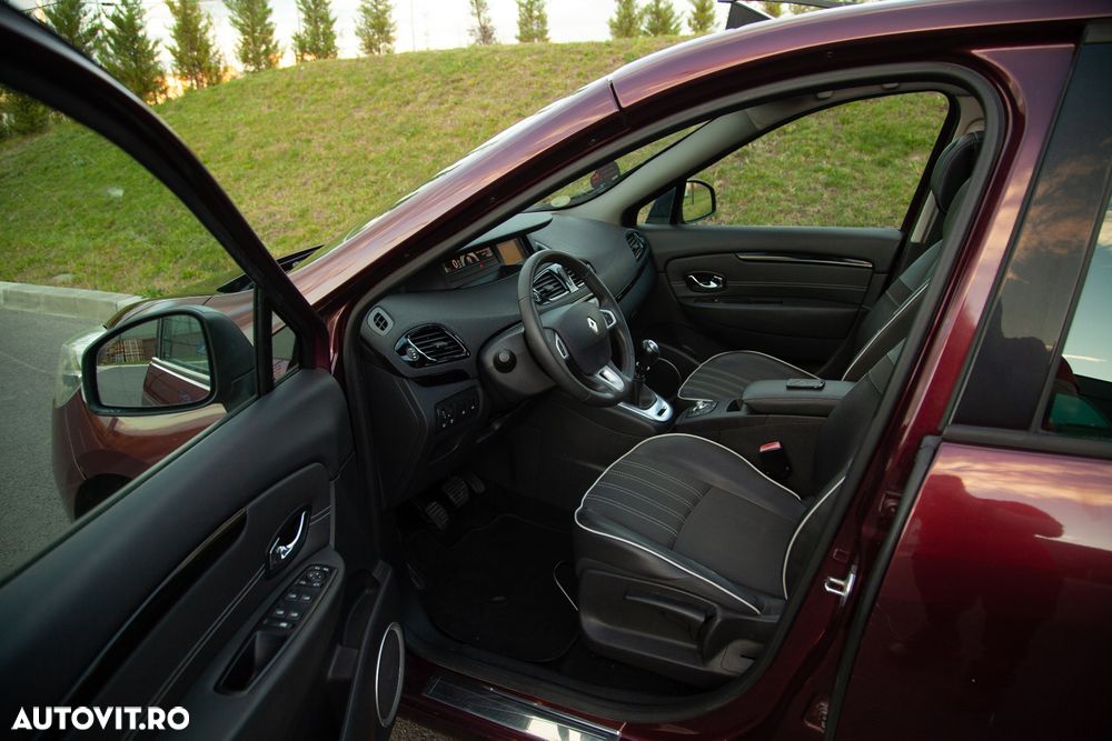 Renault Grand Scenic - 9