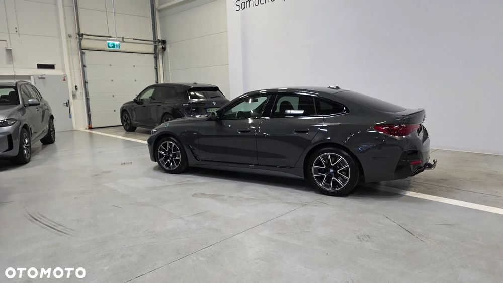 BMW Seria 4 M440i xDrive mHEV - 22