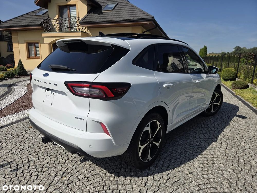 Ford Kuga - 4
