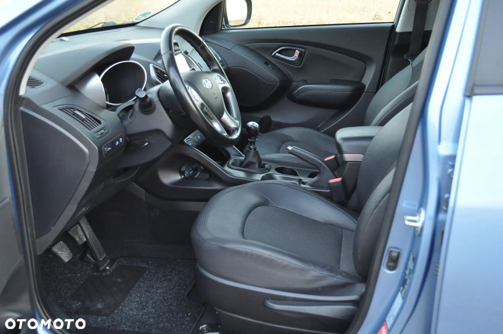 Hyundai ix35 1.6 2WD UEFA EURO 2012 Edition - 9