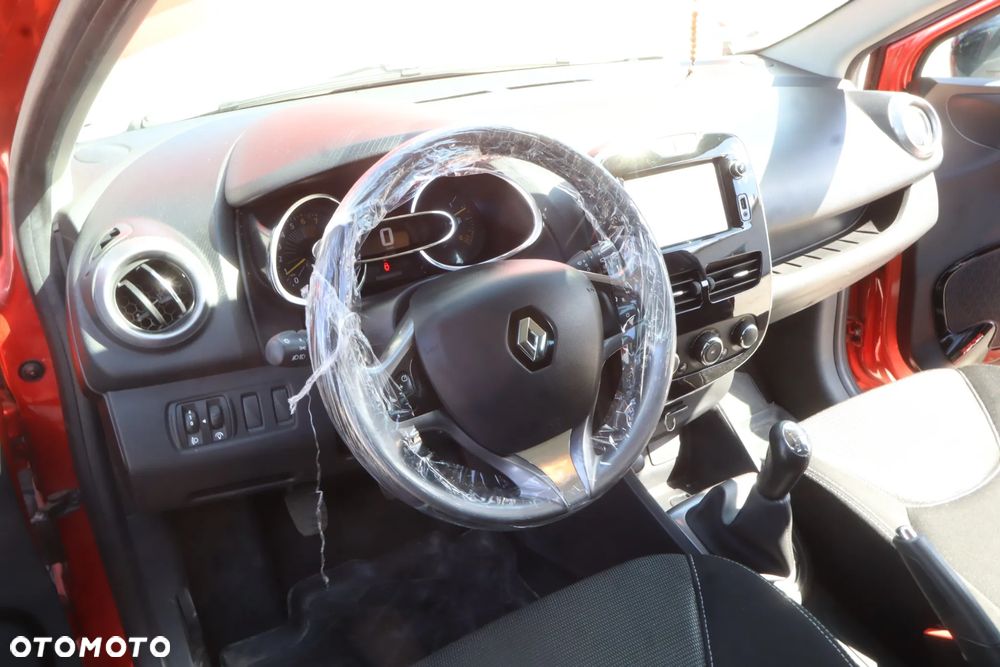 Renault Clio 1.2 16V Techno Feel - 10