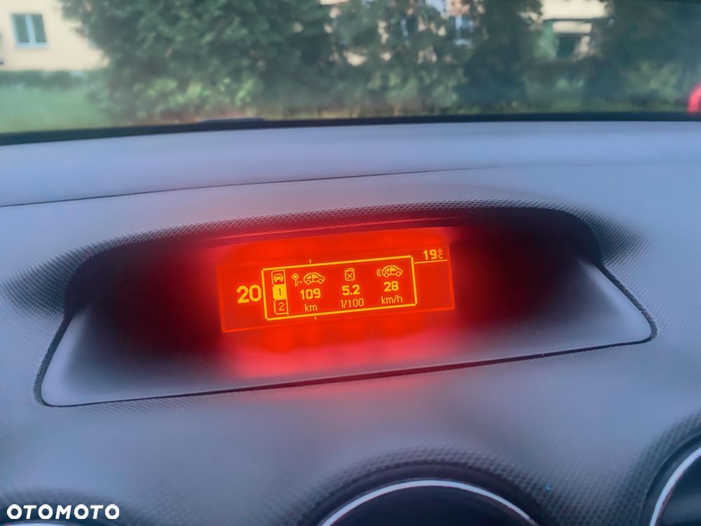 Peugeot 308 1.6 HDi Presence - 2