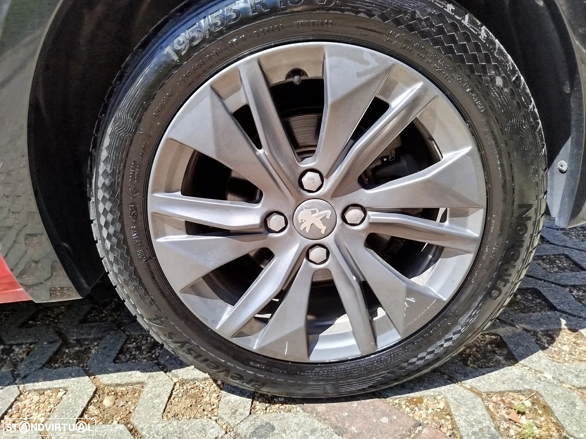 Peugeot e-208 50 kWh Allure - 14