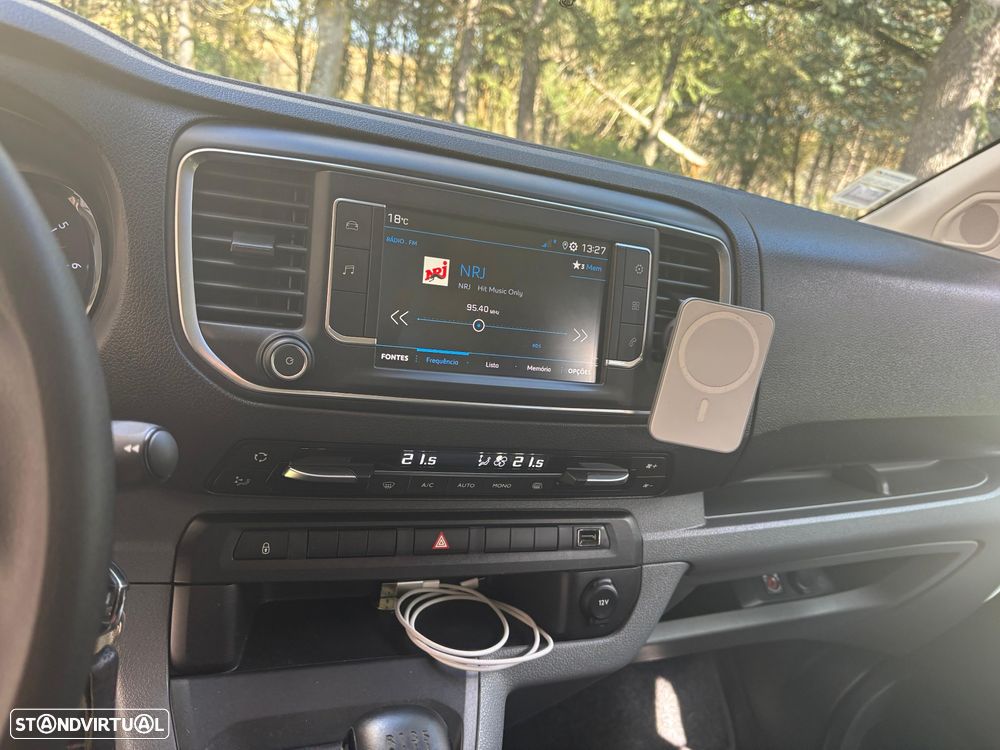 Peugeot Expert 2.0 BlueHDi Semi-Vidrado Long - 10