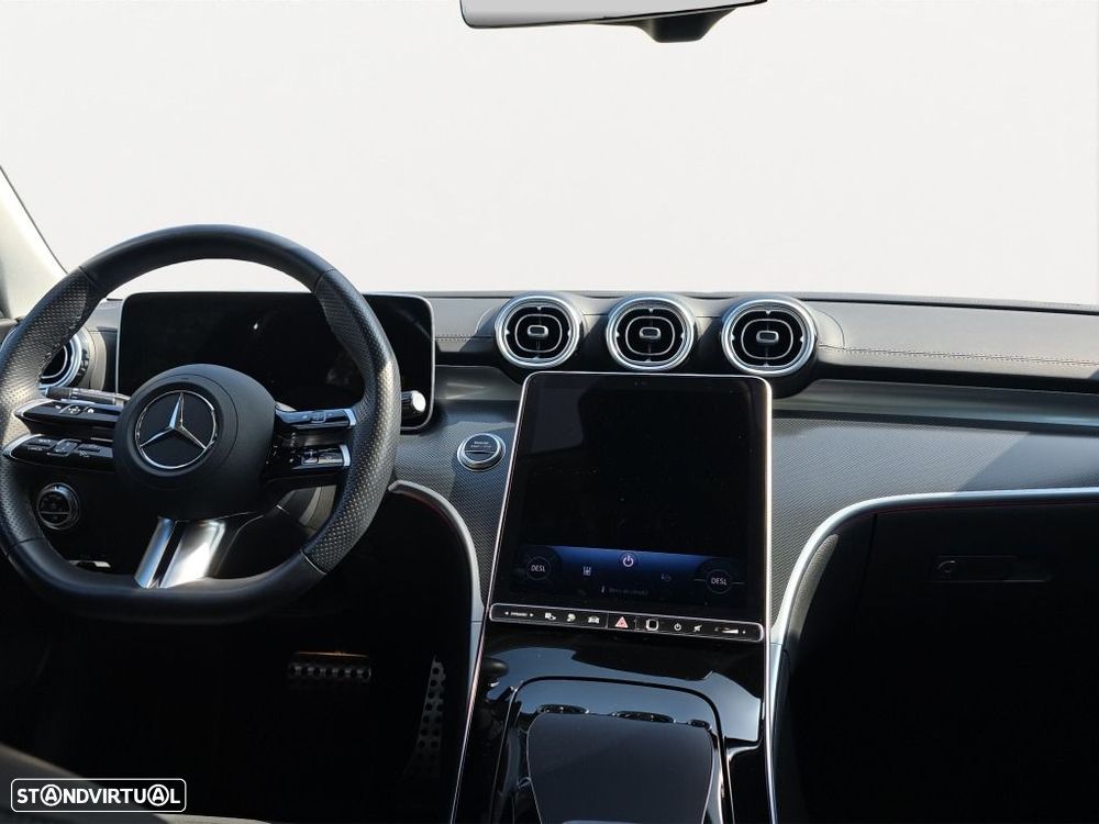 Mercedes-Benz C 300 — fotografia 10