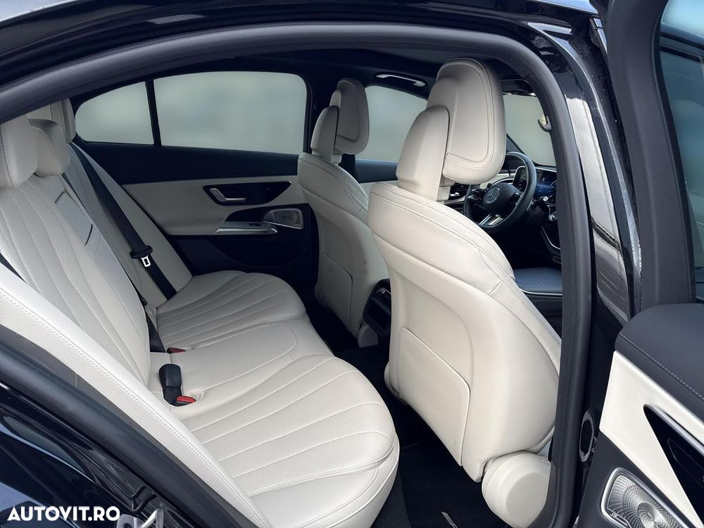 Mercedes-Benz E 200 9G-TRONIC AMG Line NIGHT Edition - 15