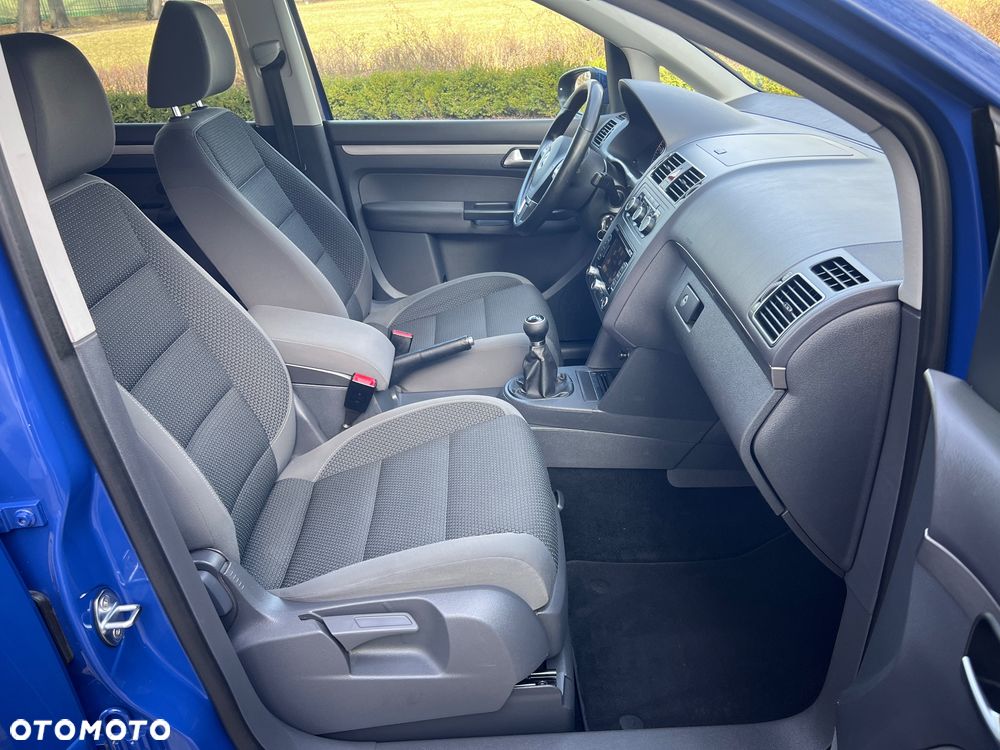 Volkswagen Touran 2.0 TDI DPF Life - 21
