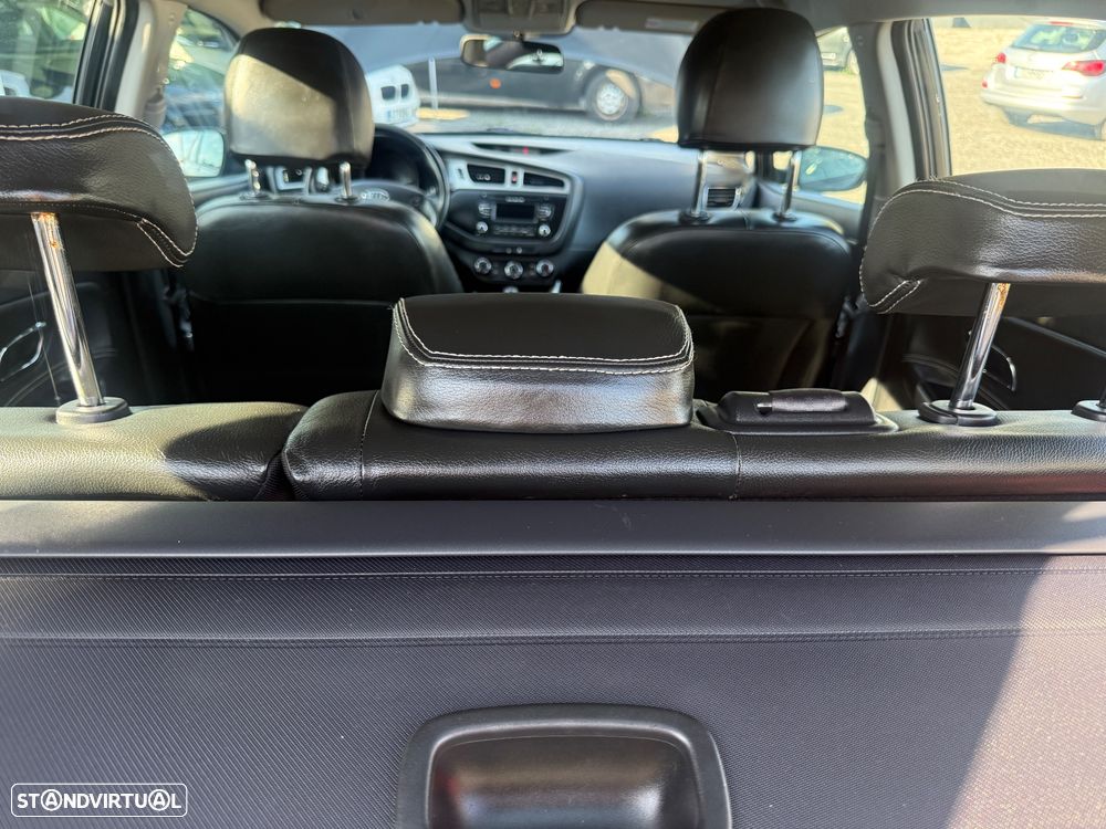 Kia Ceed SW 1.4 CRDi LX - 24