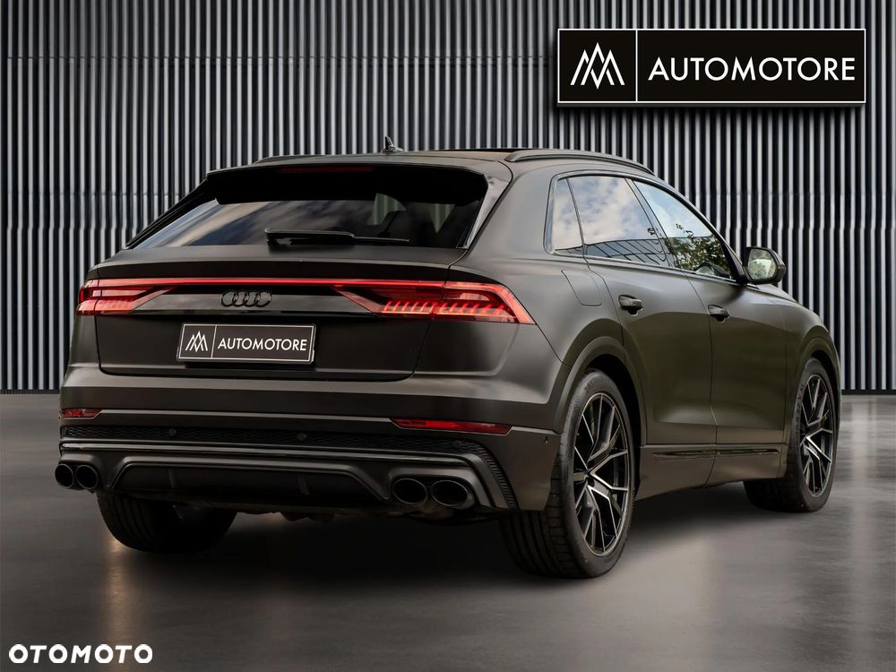 Audi SQ8 - 11