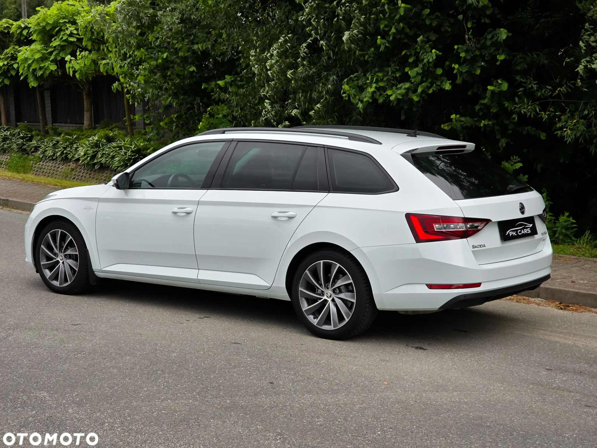 Skoda Superb Combi 2.0 TDI 4x4 DSG L&K - 12