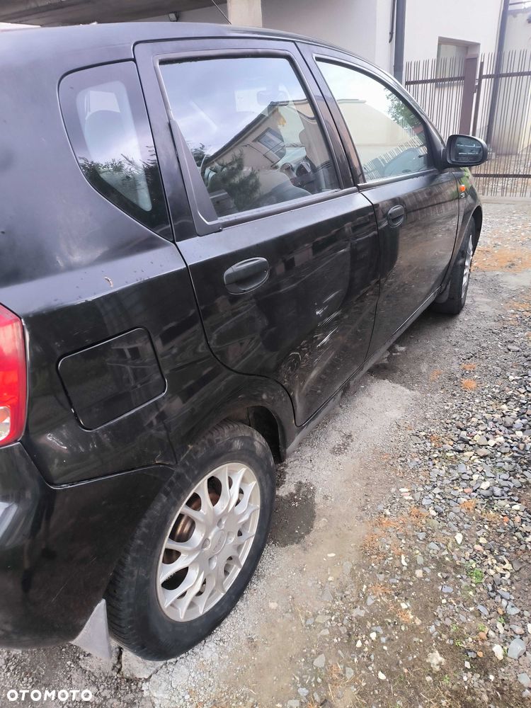 Chevrolet Kalos - 5