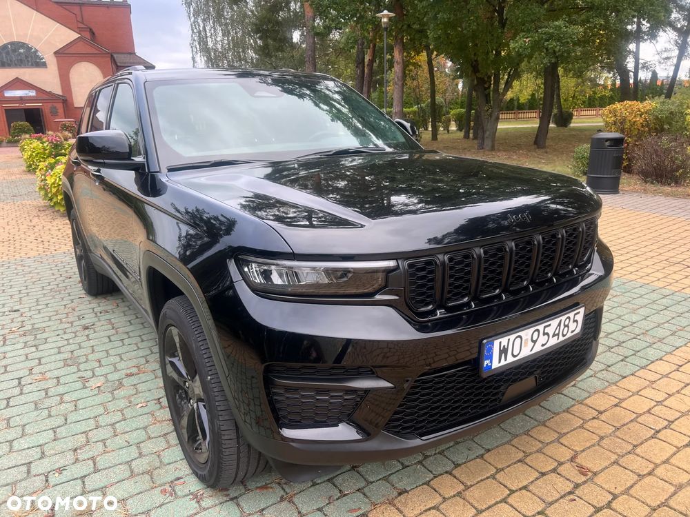 Jeep Grand Cherokee - 10