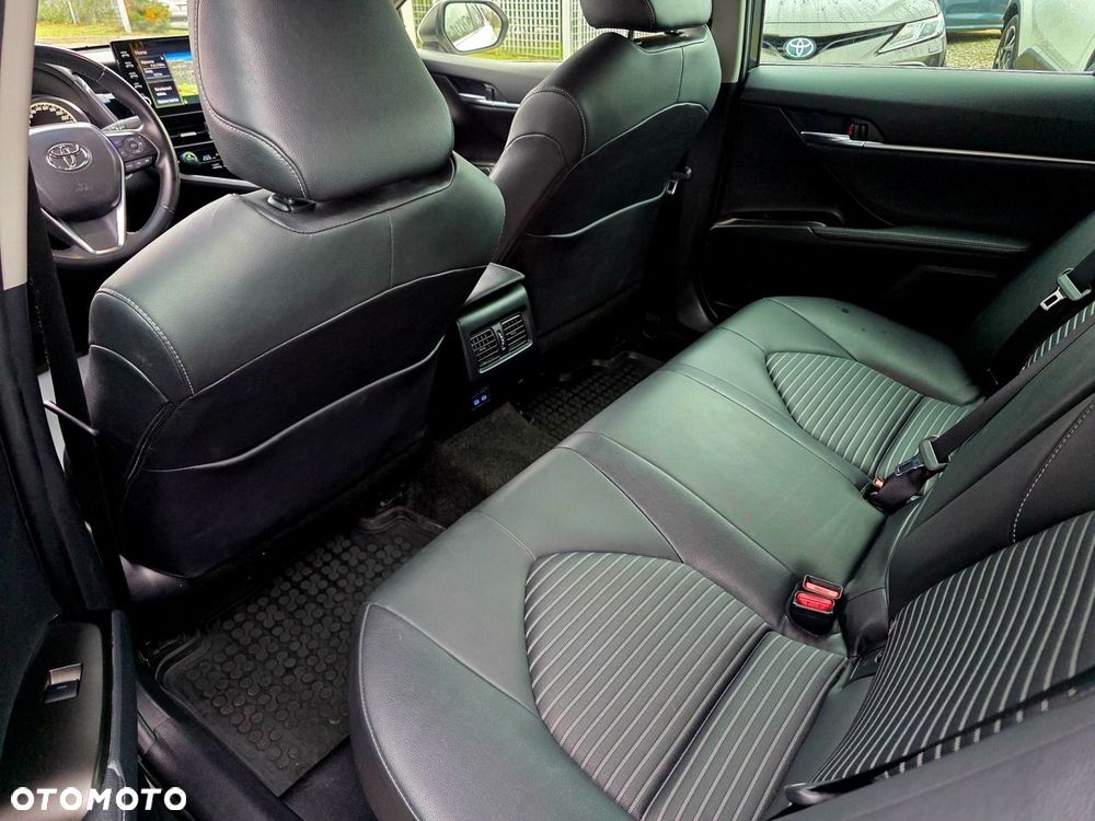 Toyota Camry 2.5 Hybrid Prestige CVT - 17