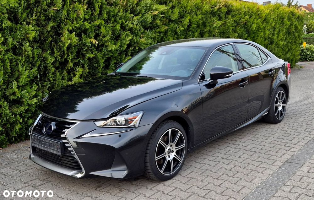 Lexus IS - 2