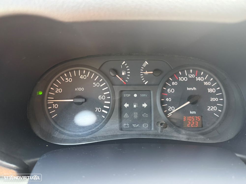 Renault Clio 1.2 16V Expression - 18