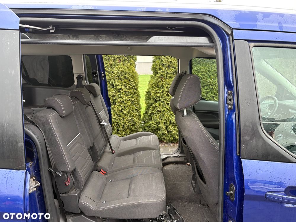 Ford Tourneo Connect Grand - 8