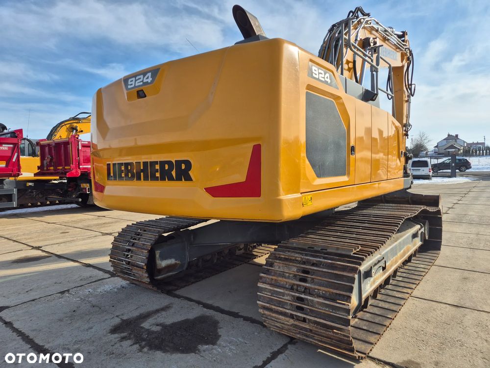 Liebherr R924 - 5
